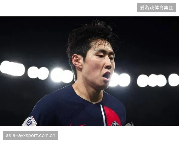 李刚仁在巴黎坐稳主力身价反超金玟哉，其肋部组织能力将成为韩国队打破僵局的关键变量。